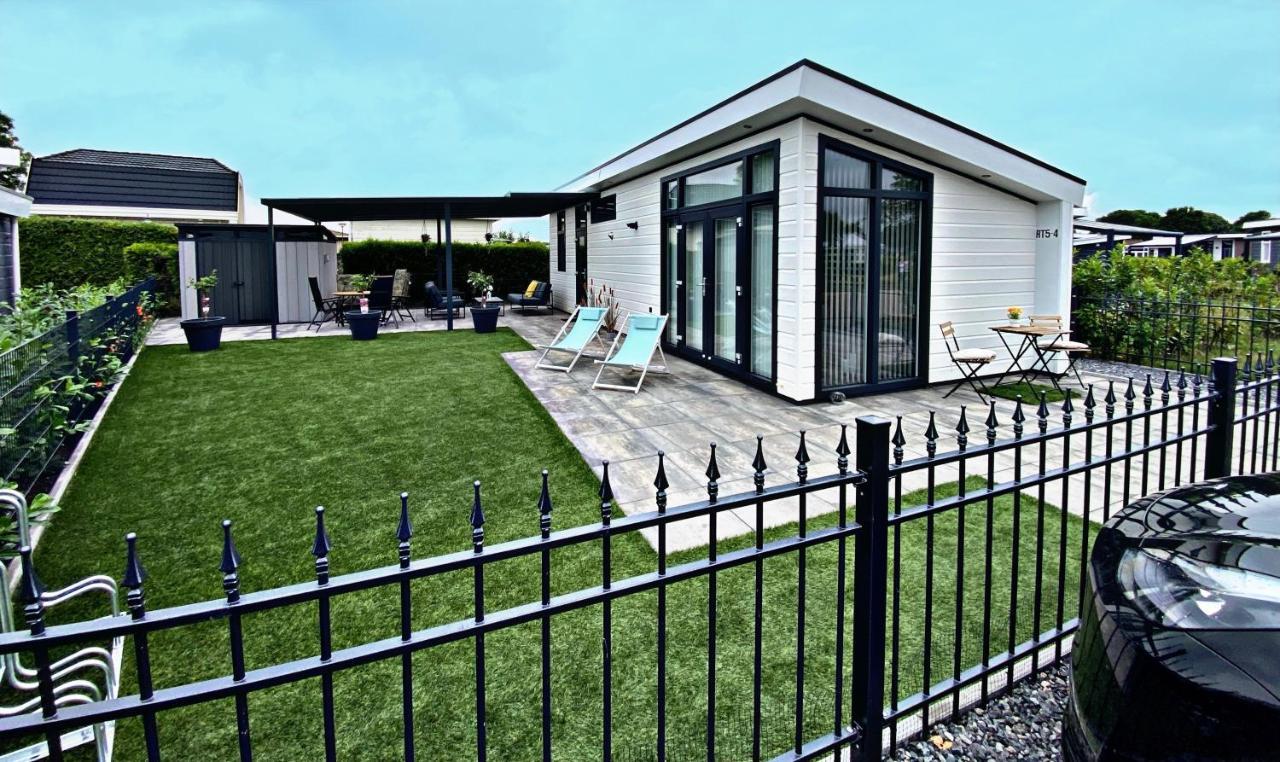Ferienhaus Luxchalet #Vaju Lathum# Am See, Strand, Pool, Nationalpark Eksteriør billede