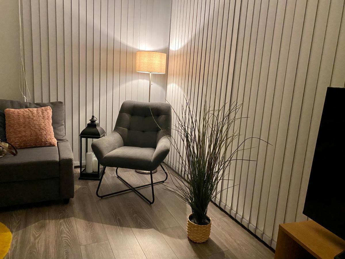 Ferienhaus Luxchalet #Vaju Lathum# Am See, Strand, Pool, Nationalpark Eksteriør billede