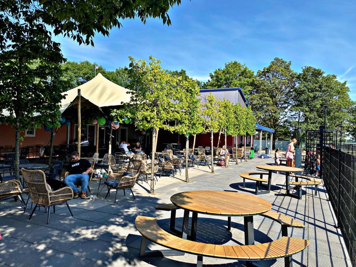 Ferienhaus Luxchalet #Vaju Lathum# Am See, Strand, Pool, Nationalpark Eksteriør billede